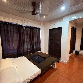 Beach Side Home Stay - Kihim, hotel Kīhīm városában