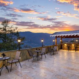 Mount Himalayan Hotel