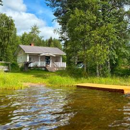 A cottage by the beautiful Karhunkierros and Ruka, hótel í Kuusamo
