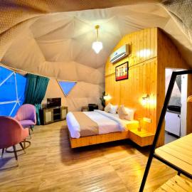 Glamp Resort Premium Luxury Domes with Mountain Views