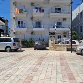 Vila Baka, hotel di Ksamil
