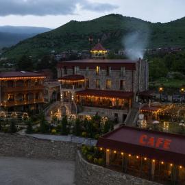 Khoreayi Dzor, hotel sa Goris