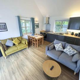 Beech Lodge Cottage, hotel in Blagdon