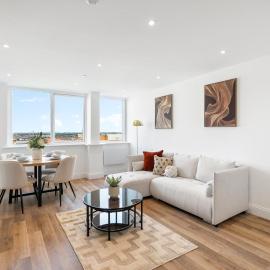 Bluewater Residence - 2 Bedrooms - Sleeps 4