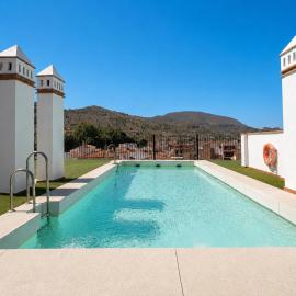 Terrazas del Jardin Nazari & Recien Renovado con Piscinas, Garaje y Gimnasio, hotel in Vélez de Benaudalla