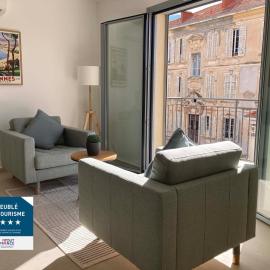 Apartment in Cannes 4br 8p AC Free parking 12 mns walk to Palais