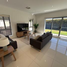 Comfort and Space 3BR, open living and outdoor areas
