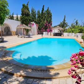 Dar El kharrouba, hotel in Hammamet Nord
