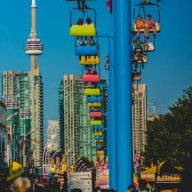 Spacious 1BR 2 Full Bathrooms - Downtown Toronto - Walk to TIFF & Eaton Centre
