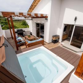 Rooftop Penthouse Jacuzzi, 2 Pools Playa Popy 500m