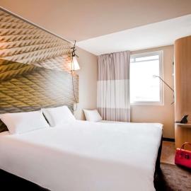 Viesnīca ibis Paris Porte de Clichy Centre pilsētā Klišī