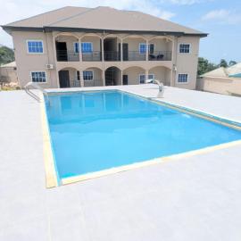 Solace Guest house, hotel en Buea