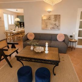 Casa Fumica Apartment, מלון בPalit