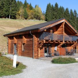 Jenig 4A, hotelli kohteessa Jenig