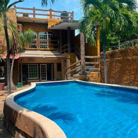 Las Brisas House, Manzanillo