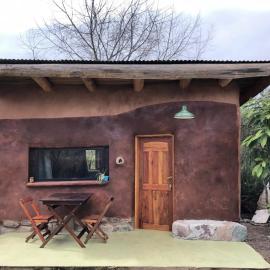 Casita de Barro junto al río en Yala，亞拉的飯店