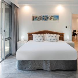 POINCIANA 101 HAMILTON ISLAND CENTRALLY LOCATED 3 BEDROOM, plus BUGGY!!