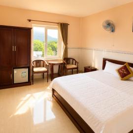 Trung Hậu Hotel Côn Đảo, hotelli kohteessa Con Dao