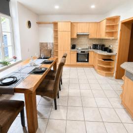 Große Wohnung mit Terrasse in Bedburg-Hau