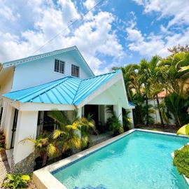 Villa Emili 6 Habitaciones a 10 Minutos de las Mejores Playas, hotel em Las Terrenas