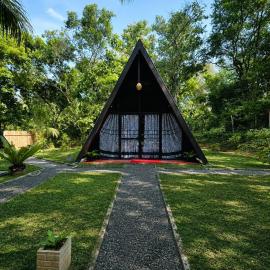 Elephant Cabana Udawalawe