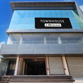 Super Townhouse Geeta Nagar Metro Station Formerly Hotel Opal, hotel em Kaliānpur