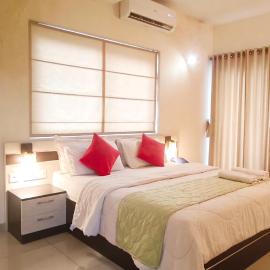 Nandhagovindham Apartment's, hotel di Guruvāyūr