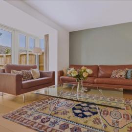 Spacious stylish house in Charming Cottenham, hotel in Cambridge