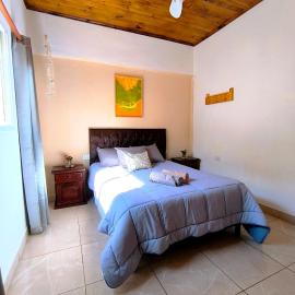 Refugio del Uruguay - Alquiler Temporario, hotel in Santo Tomé