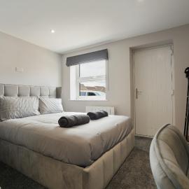 The Olive Tree - Cozy Deluxe 2-Bed