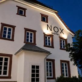 NOX HOTEL - Digital-Check-In & Virtual Reception - nahe Bretten & Karlsruhe, hotel en Wössingen