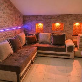 Dubai Apartment II, Hotel in Veternik