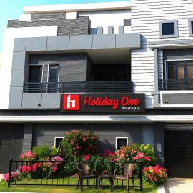 Holiday One Hotel & Suites - Expo Center, hotel in Karachi