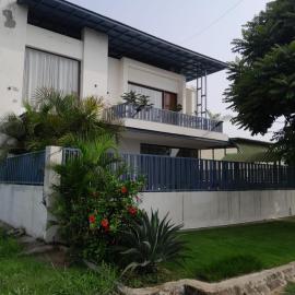 Mayflowers, hotel v destinácii Lāndrān