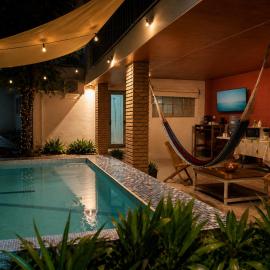 Chata's Place, Surf, Chill, Remote, Private Pool
