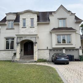 Luxury Home، فندق في تورونتو