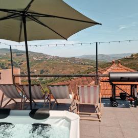 Fonte Country House with Jacuzzi - Douro Valley、ラメーゴのホテル