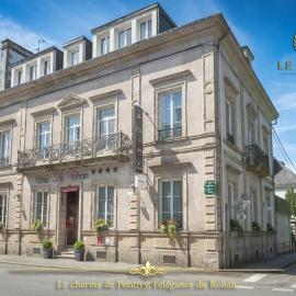 Hôtel Le Rohan Charme et Caractère، فندق في بونتيفي
