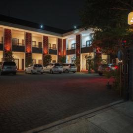 Nirvana House (Guest House Syari'ah), хотел в Салатига