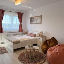 Onci's Apartments, hotel en Râșnov