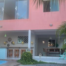 Casa com Piscina no coqueiro