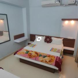Hotel adiraj palace exclusive, hotel v destinácii Ahmadnagar