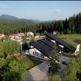 Hotel Vuković, hotelli kohteessa Han Pijesak