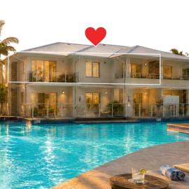 Luxury Renovated Resort 2 Bedroom Apartment - Oaks Pacific Blue