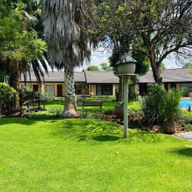 Etela Batho Guest House
