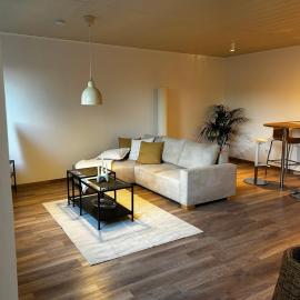 Wohnung mit Terrasse, hotell i Hirschaid