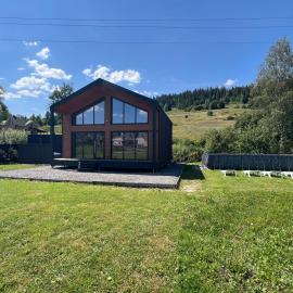 pro100 house, hotel in Volosyanka