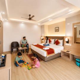This Hotel Is A Great Place To Visit With Family G-Resort Near Marine Drive Road Puri And Sea Beach Restaurant & Swimming Pool Facilities - All Room Spacious and Fully Air Conditioned Rooms With Attached Balcony-24-Hour Room Service, hotel en Puri
