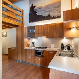 The Ski Stop Apartment & Free Park