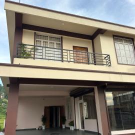 Serenity View Stay, hotel em Shillong